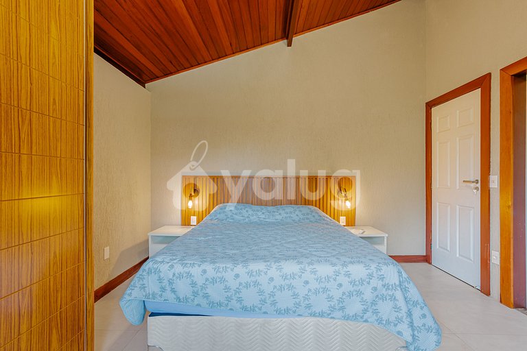 Excelente Casa a 200m da praia com 6/4 - Praia do Forte