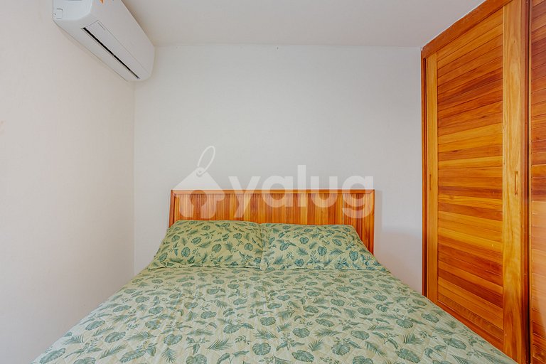 Apartamento 4 Suítes Pé na Areia