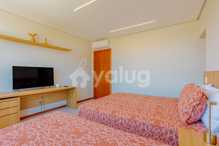 Luxury house with 5 suites - Praia Bella