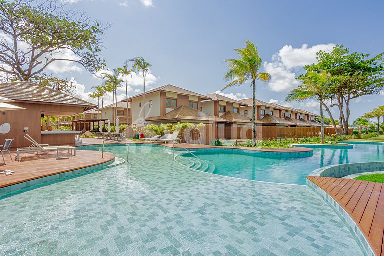 Beachfront Bungalow with 4 Suites - Itacimirim