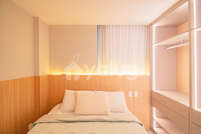 Beachfront Apartment with Ocean View - Guarajuba