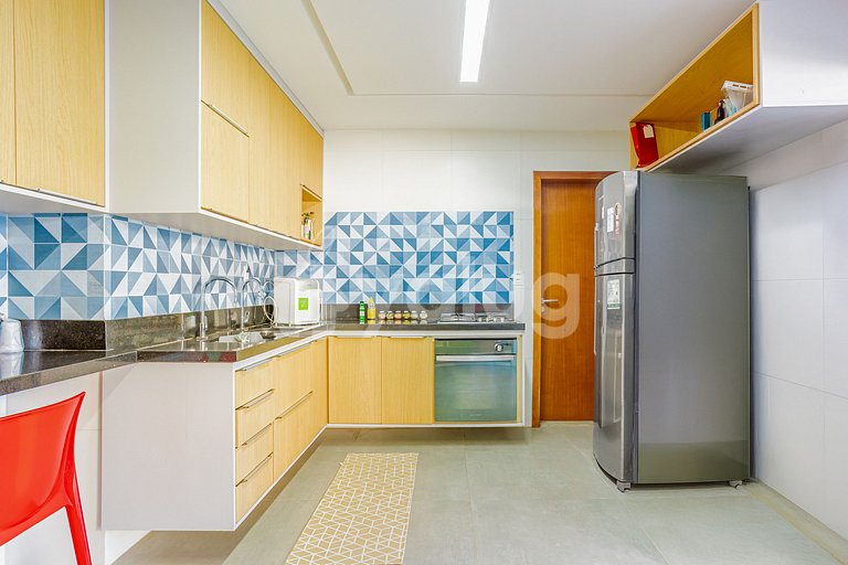 Great House with Pool 600m from the Beach - Barra do Jacuípe