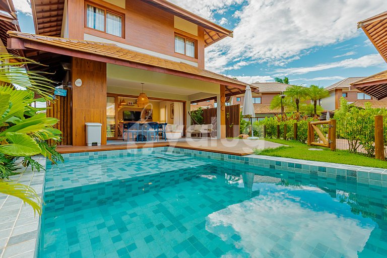 Beachfront Bungalow with 4 Suites - Itacimirim