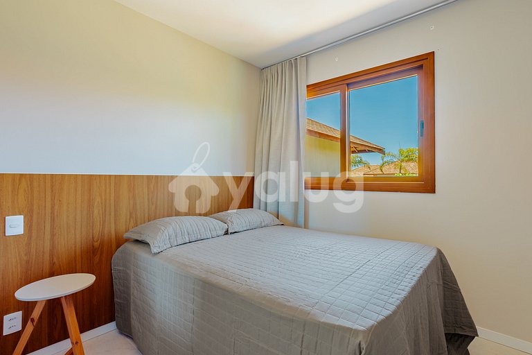 IT131 Bungalow con 4 suites, Condominio Marluá - Itacimirim