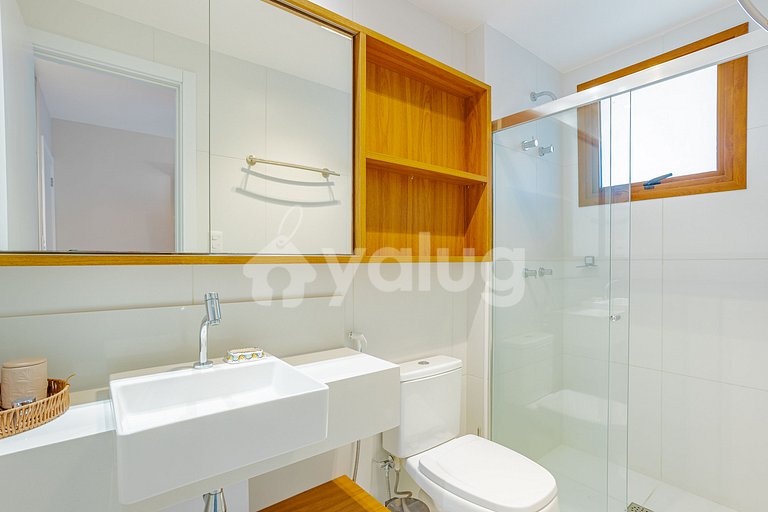 IT131 Bungalow with 4 suite, Marluá Condominium - Itacimirim