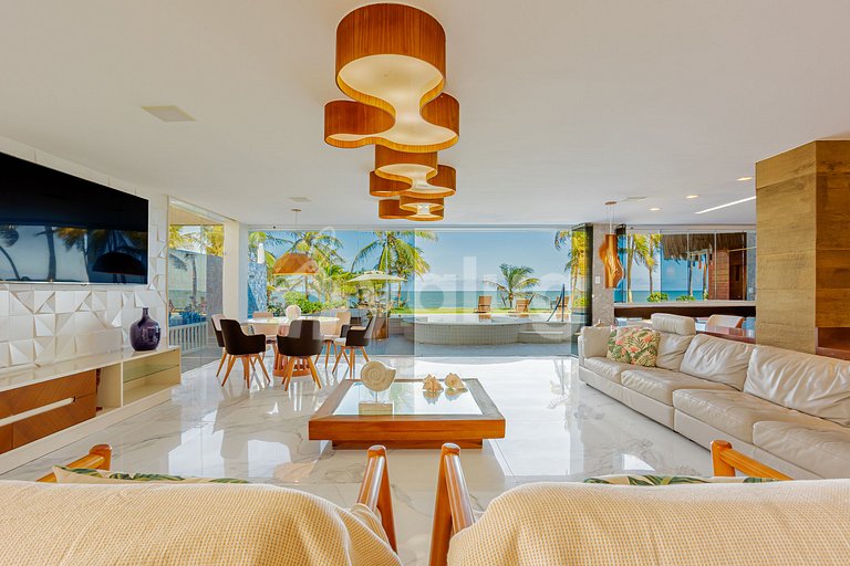 GB143 Linda Mansão Pé na Areia com 6 suítes e Piscina