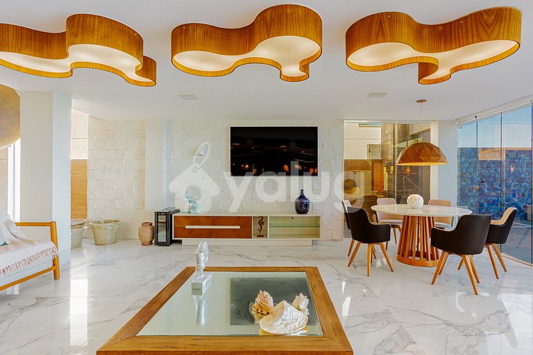 GB143 Hermosa mansión frente al mar con 6 suites y piscina.