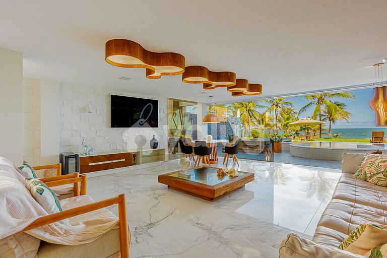 GB143 Linda Mansão Pé na Areia com 6 suítes e Piscina