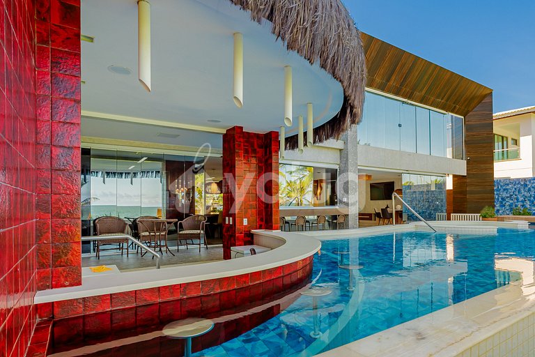 GB143 Beautiful Beachfront Mansion with 6 Suites and Pool