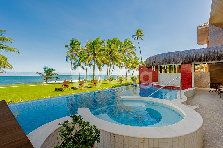 GB143 Beautiful Beachfront Mansion with 6 Suites and Pool