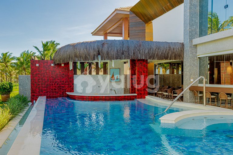 GB143 Beautiful Beachfront Mansion with 6 Suites and Pool