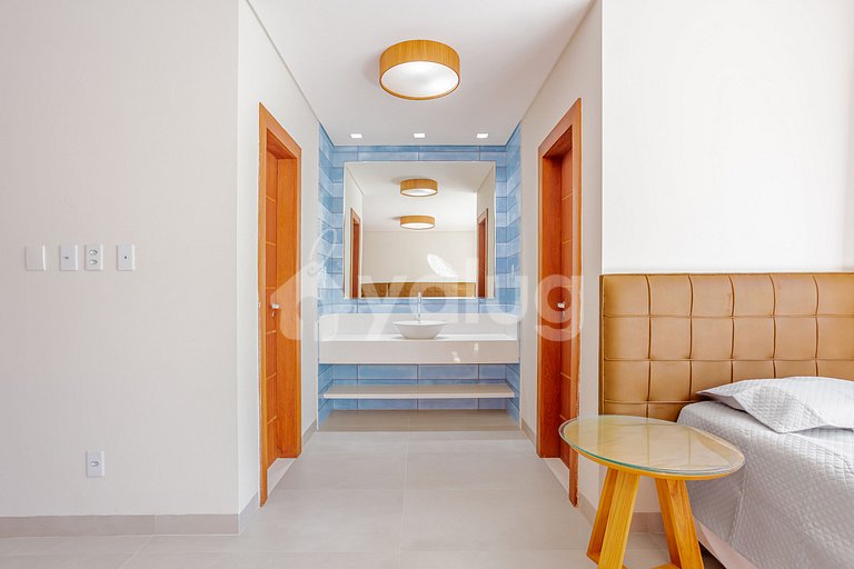 GB143 Linda Mansão Pé na Areia com 6 suítes e Piscina