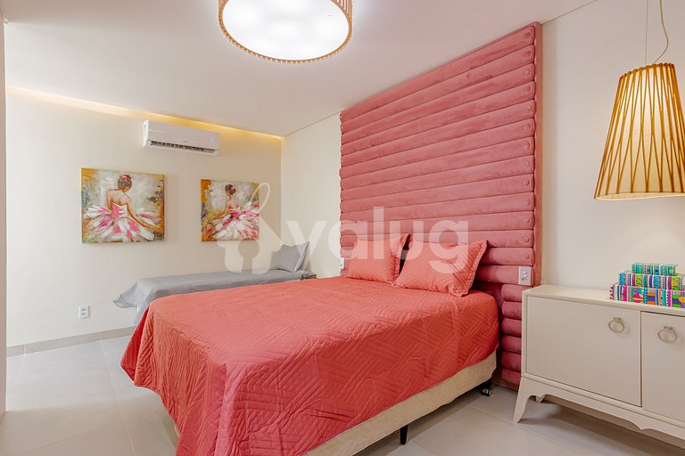 GB143 Linda Mansão Pé na Areia com 6 suítes e Piscina