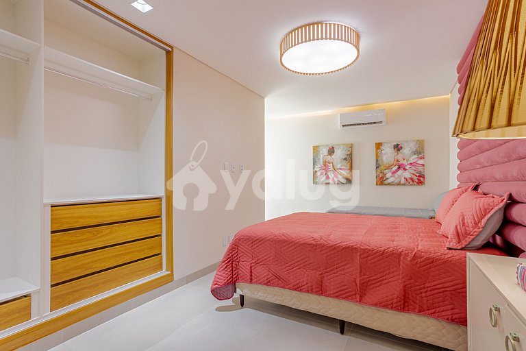 GB143 Linda Mansão Pé na Areia com 6 suítes e Piscina