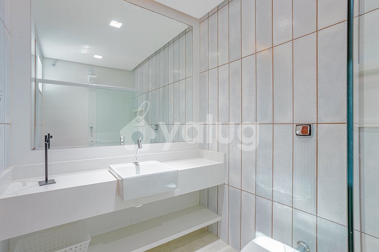 GB143 Linda Mansão Pé na Areia com 6 suítes e Piscina