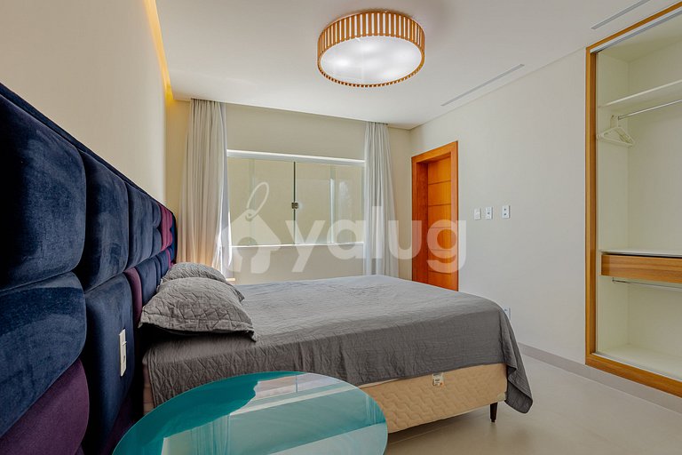 GB143 Linda Mansão Pé na Areia com 6 suítes e Piscina