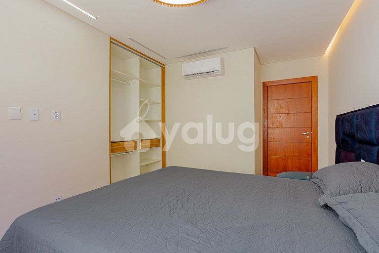 GB143 Linda Mansão Pé na Areia com 6 suítes e Piscina