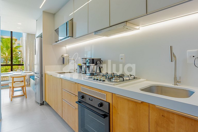 GB144 Lindo apartamento 3 suites Cond. Pé na areia