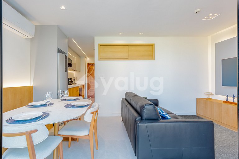 GB144 Lindo apartamento 3 suites Cond. Pé na areia