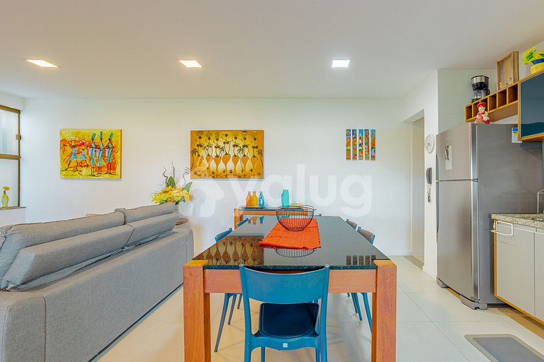 IM12 Apto de 3 habitaciones en cond. frente a la playa