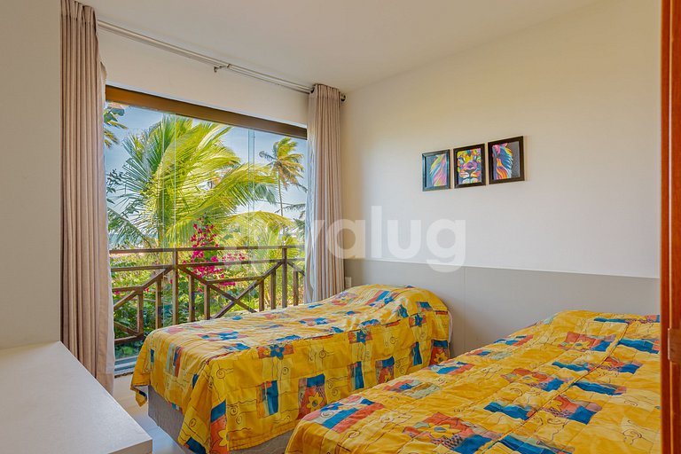 IM12 Apto de 3 habitaciones en cond. frente a la playa