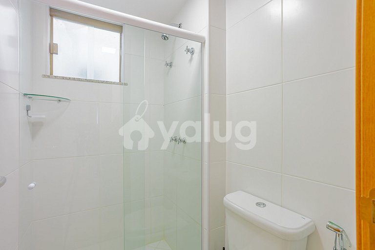 IM12 Apto de 3 habitaciones en cond. frente a la playa