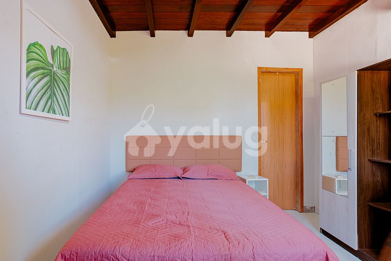 Casa de 6 habitaciones, a 100 m de la playa de Guarajuba.