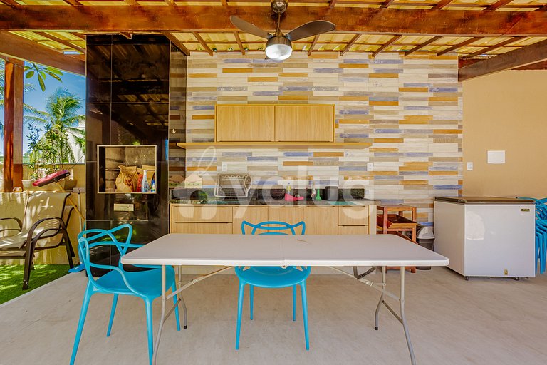 Beautiful house with 6 bedrooms, 100m from Guarajuba beach.