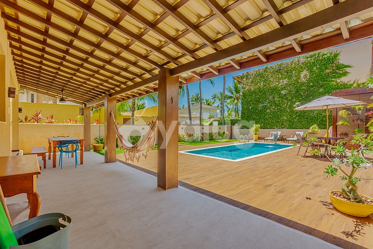 Casa de 6 habitaciones, a 100 m de la playa de Guarajuba.