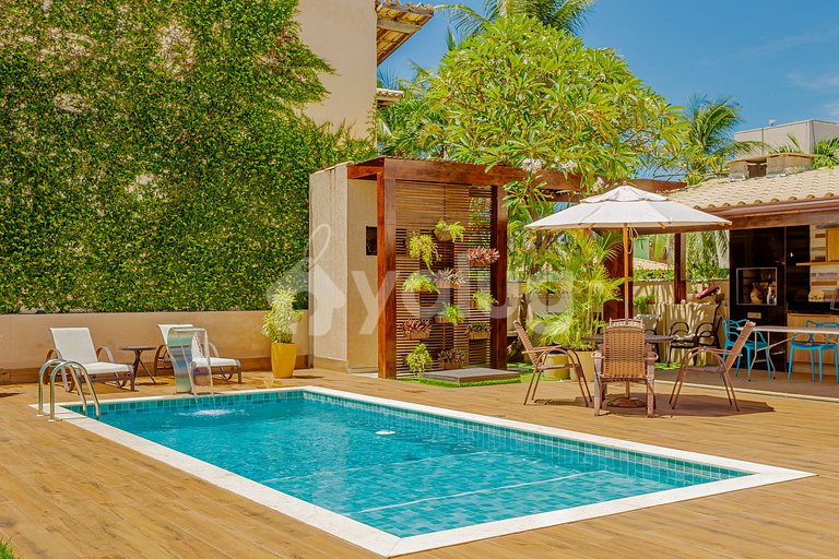 Beautiful house with 6 bedrooms, 100m from Guarajuba beach.