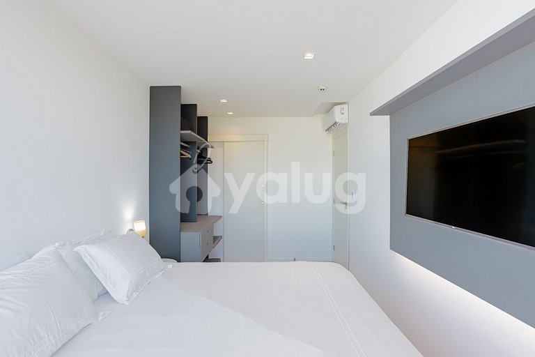 GB144 Lindo apartamento 3 suites Cond. Pé na areia