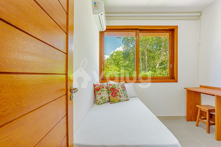 PF145 Beautiful House with Pool 5 Suites 500m from the Beach