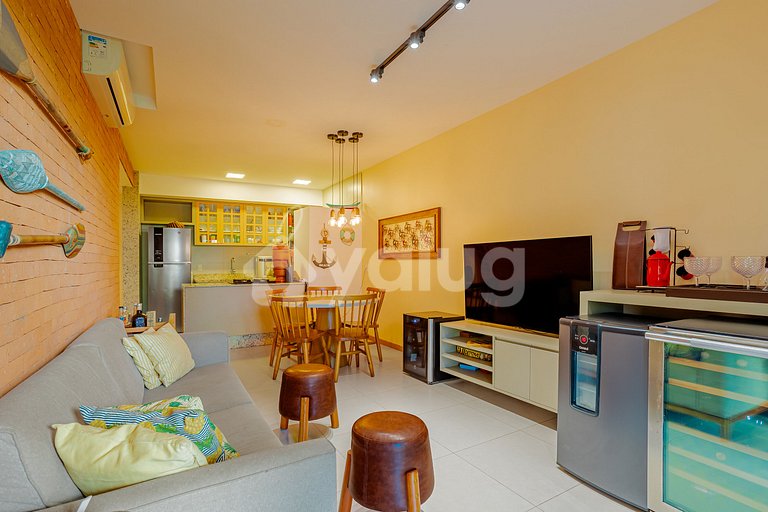 Hermoso apartamento de 3 suites en un condominio frente a la playa.