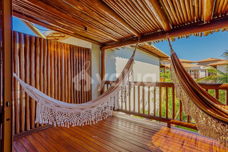 Lindo Apartamento 3 Suítes Condomínio pé na areia
