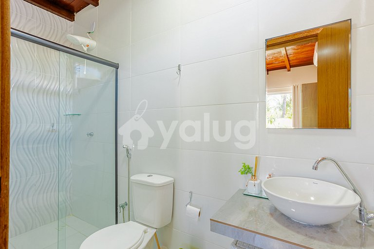 Beautiful house with 6 bedrooms, 100m from Guarajuba beach.