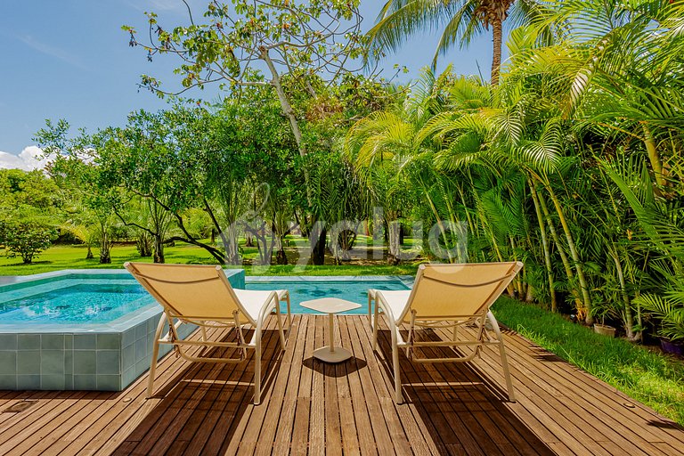 Beautiful House with 6 Suites 200m from Beach Praia do Forte