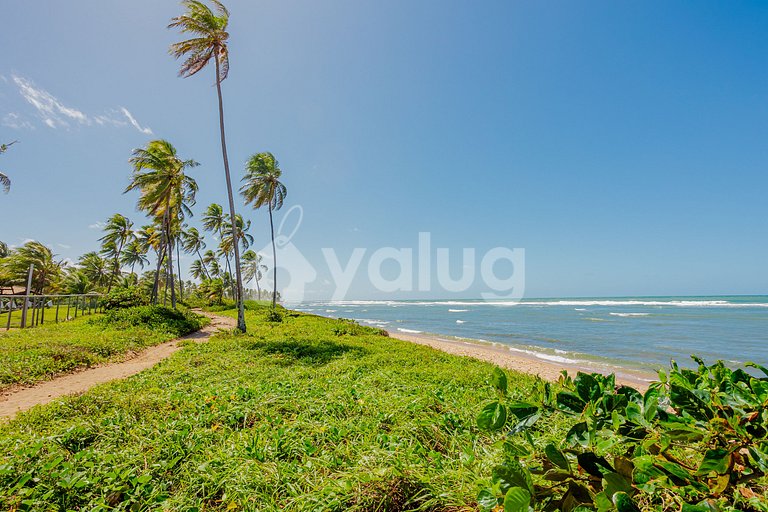 Beautiful House with 6 Suites 200m from Beach Praia do Forte