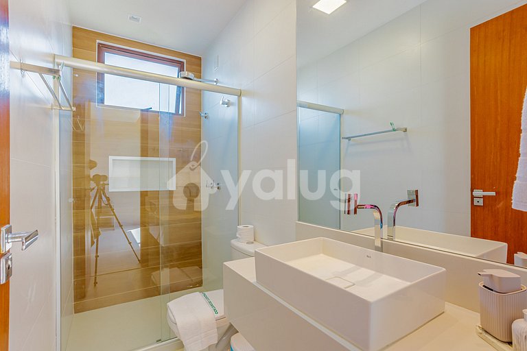 Beautiful House with Pool and 7 Suites - Praia do Forte