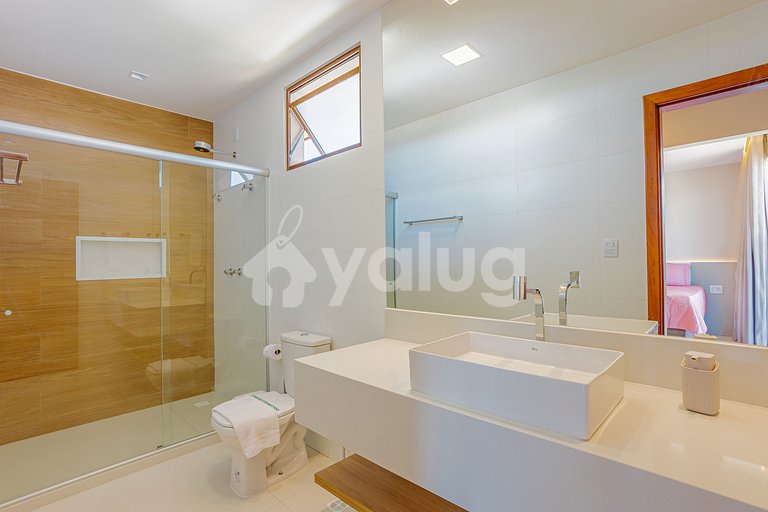 Maravilhosa Casa com piscina e 7 suítes - Praia do Forte