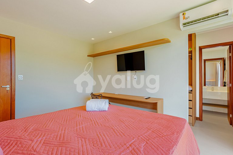 Beautiful House with Pool and 7 Suites - Praia do Forte