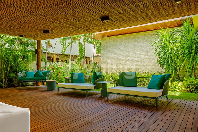 Beautiful House with 6 Suites 200m from Beach Praia do Forte