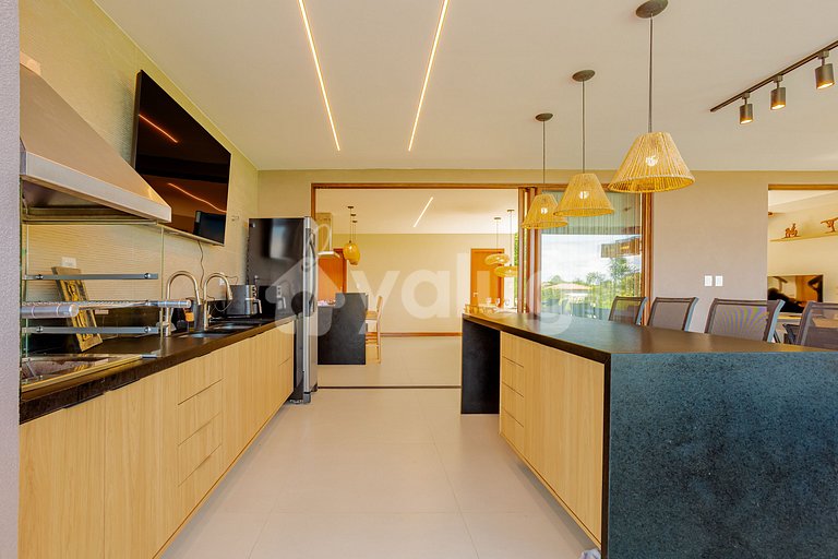 Beautiful House with Pool and 7 Suites - Praia do Forte