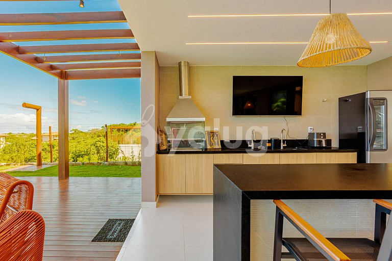 Beautiful House with Pool and 7 Suites - Praia do Forte