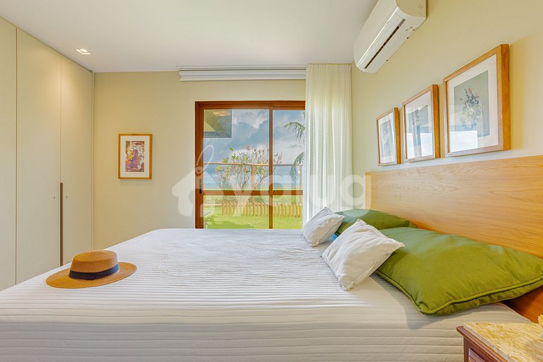 Beautiful Apartment in a Beachfront Condominium - Itacimirim