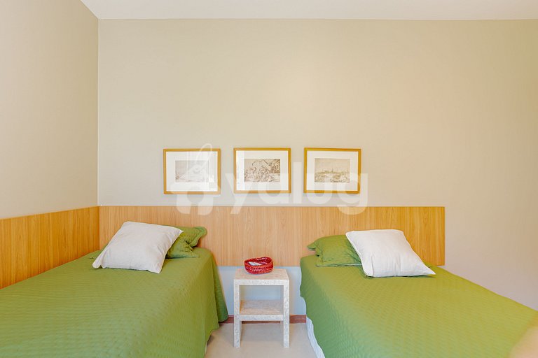 Lindo Apartamento em Condomínio Pé na Areia em Itacimirim