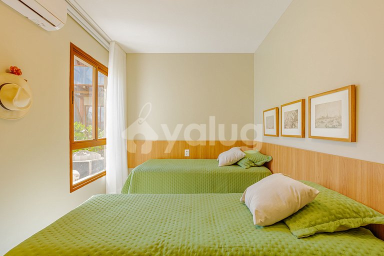 Beautiful Apartment in a Beachfront Condominium - Itacimirim