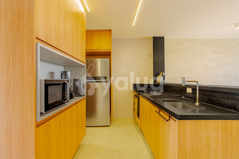Beautiful Apartment in a Beachfront Condominium - Itacimirim