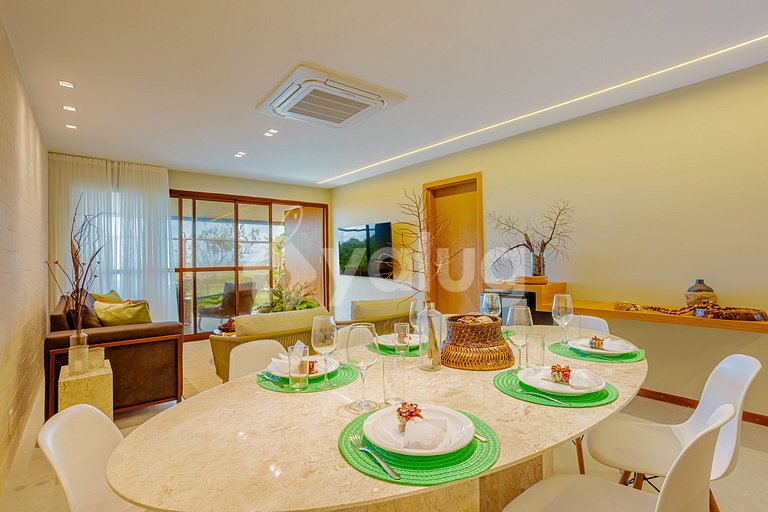 Apartamento en un cond. frente a la playa en Itacimirim.