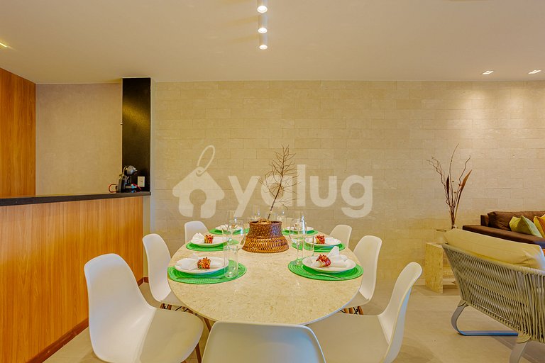 Apartamento en un cond. frente a la playa en Itacimirim.