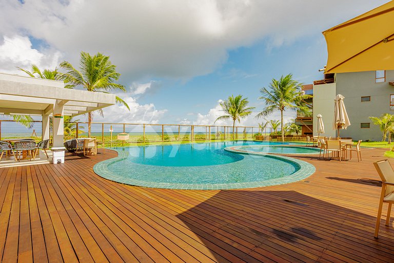 Apartamento en un cond. frente a la playa en Itacimirim.